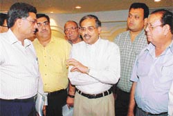 Mr Rajeev Bhatnagar, Chairman of the NSIC, interacts with members of the Knitwear Club