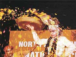 Artistes from Utter Pradesh perform Barsana ki Holi