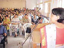 Dr Sheila Dass delivers a lecture on Community control of thalassaemia