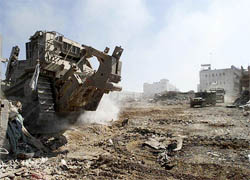 Israeli soldiers destroy buildings in Palestinian President Yasser Arafats Ramallah headquarters