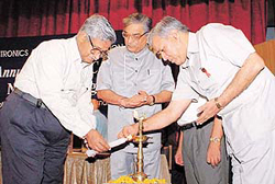 Prof V. S. Ramamurthy, Union Science and Technology Secretary, inaugurates the 45th annual technical convocation, Nano-Technology, at the CSIO, Sector 30, Chandigarh, on Monday.