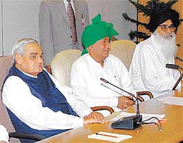 Left to right : Prime Minister Atal Behari Vajpayee, Haryana Chief Minister Om Prakash Chautala and former Punjab Chief Minister Parkash Singh Badal at a meeting 