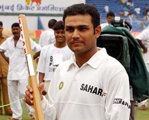 Man of the Match Virender Sehwag during the prize distribution ceremony 