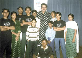 Actor Raza Murad  with the students of Bollywood Act. 