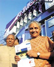 Chief Minister Sheila Dikshit and Deep Chand Bandhu outside the Delhi Pavilion at Pragati Maidan