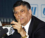 Dr Vijay Kelkar