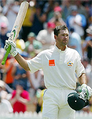 Australia's Ricky Ponting acknowledges the crowd applause