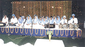 GHPS students singing shabads