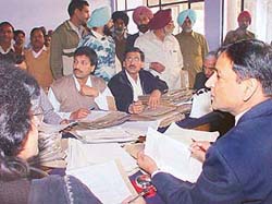 Labour court Presiding Officer S. K. Aggarwal holds Lok Adalat in Ludhiana
