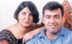 Sanjay Dayma and Shibani Banerjee are all ready to take a shot at the SuperPitch 2002