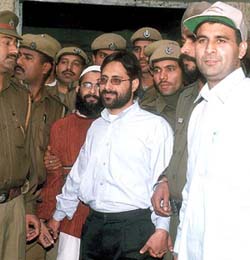 Afzal, Geelani and Shaukat being produced at the Patiala House Court