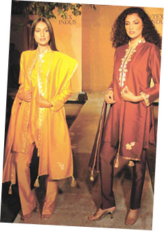 Drop-dead gorgeous: Ramp dolls  in Vijaylakshmis outfits.