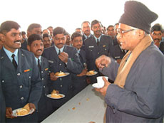 Mr George Fernandes, Union Defence Minister, shares a cup of tea with jawans
