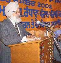 Mr Gulzar Singh Sandhu speaks at a seminar on M.S. Randhawa in SAS Nagar on Saturday.
