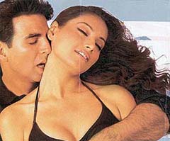Aankhens director was at loggerheads with the producer
