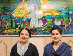 Ms R.Sethi, Principal Sr. Wing and Ms Simar Grewal, Director, Kindergarten