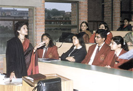Career counsellor Usha Alberquerque addressing the audience at the IILM