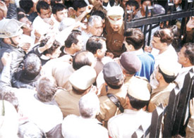 AICC member Anand Kaushik petitioning the district administration against the demolition drive in Faridabad