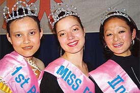 Arina, winner of Ms Foreign Beauty Contest flanked by Pupe and Kyizom at the annual function of foreign students 