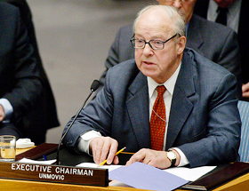 UN chief inspector Hans Blix addresses the United Nations Security Council