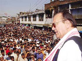 MP Sunil Dutt campaigns for the Congress at Dimapur