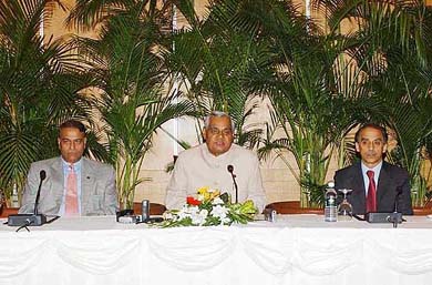 Prime Minister Atal Behari Vajpayee addresses a Press conference in Kuala Lumpur 