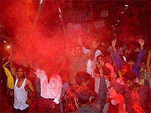 Cricket lovers celebrate India's victory
