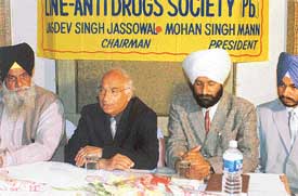 The Chairman of Washington State Network for Human Rights, Dr Swaraj Singh, at a press conference of the Anti-Drugs Society