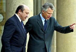 French Foreign Minister Dominique de Villepin and Russian Foreign Minister Igor Ivanov