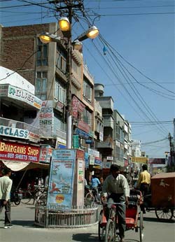 Even as the authorities ask residents to save electricity, mercury lamps are switched on during day