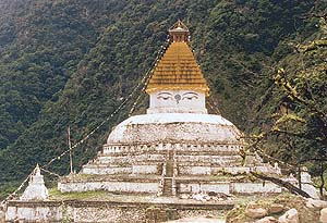 Gorsam Chorten: Surrounded by legends