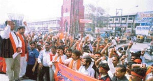 Shiv Sainiks stage a protest against reported conversions by missionaries