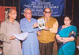 Renowned poet and art critic Ashok Vajpeyi releases Ms Shaila Dattars book