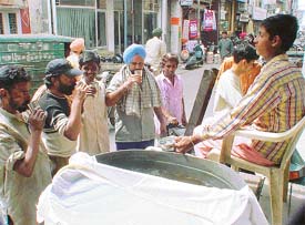 With the rise in temperature, such piaos have become a common sight in Ludhiana