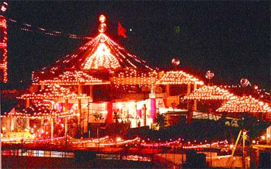 Jhandewalan Mandir during the Navratra Puja in the Capital on Wednesday. 