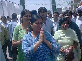 The INLD candidate for the Fatehabad byelection, Ms Swatantra Chowdhary, with her supporters at Fatehabad