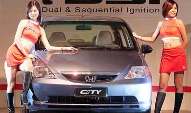 Models pose with all-new Honda City