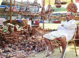 WAITING FOR BUYERS