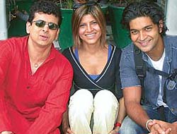 Talented trio: Palash Sen, Mehnaz and Purab, who arrived in Chandigarh on Friday to add charm to Channel Vs Popstars 2 event