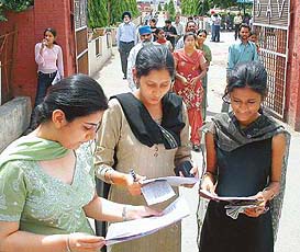 Parents and teachers should help children set realistic goals