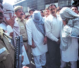 The accused in Sunita Chadha case being produced at Tis Hazari Courts