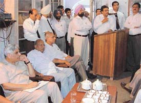 Justice N.K.Sodhi during an interaction with lawyers in  Ludhiana 