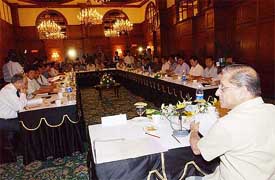 BCCI president Jagmohan Dalmia addresses the board's meet