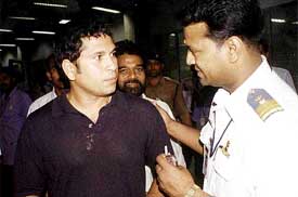 Master blaster Sachin Tendulkar arrives at the Mumbai airport after a successful finger operation from the US on Saturday