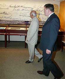 Deputy Prime Minister L. K. Advani and US Secretary of Homeland Security Tom Ridge