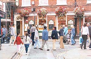 York welcomes you with its timelessness 