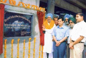 MP G.S. Ghalib and DC Anurag Verma at the inaugural ceremony of the pensioners bhavan