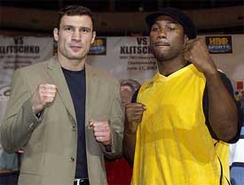 World heavyweight champion Lennox Lewis of England poses with heavyweight contender VItali Klitschko