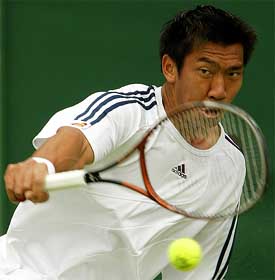 Thailands Paradorn Srichaphan returns to Frances Olivier Mutis