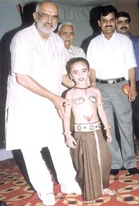 Union Minister Sahib Singh Verma at a prize distribution function organised by Step by Step nursery school in Pitampura. 